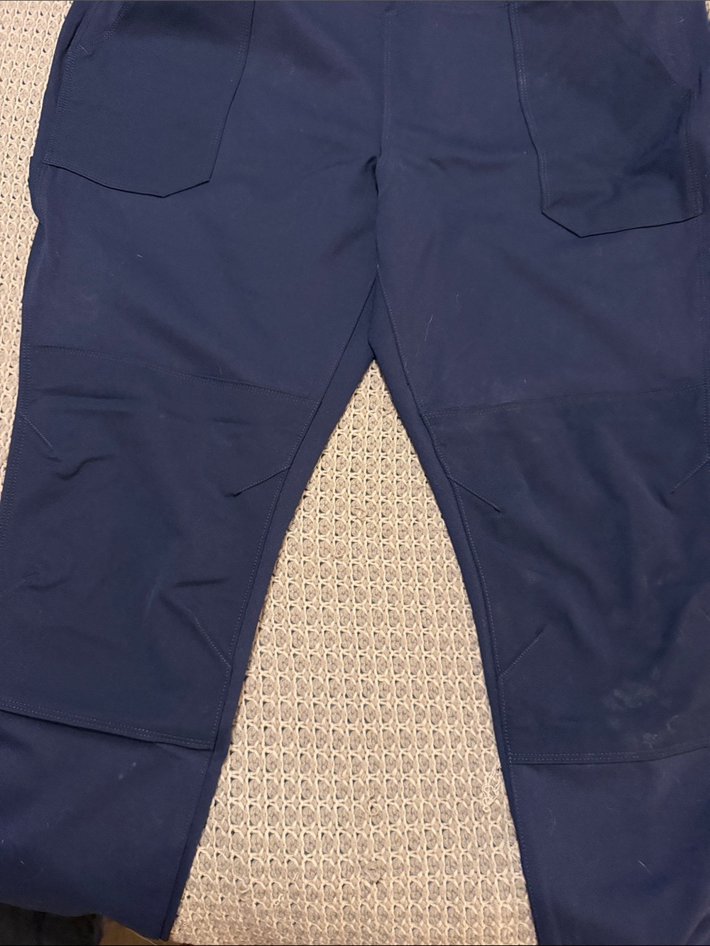 Carhartt Navy Utility Pocket Leggings with Logo Patch - Picture 3 of 4